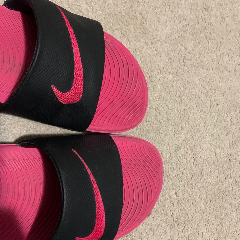 Nike slides - Picture 3 of 3